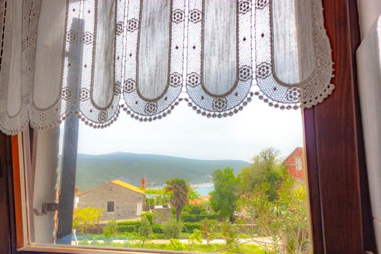 Villa Kuca Za Odmor Kornić Exterior foto